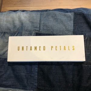 Untamed petals head piece